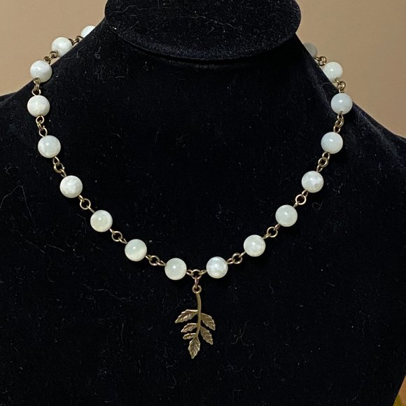 Natural Pale Green Serpentine Necklace, Bronze Leaf Branch + Genuine Gemstone - Picture 3 of 14